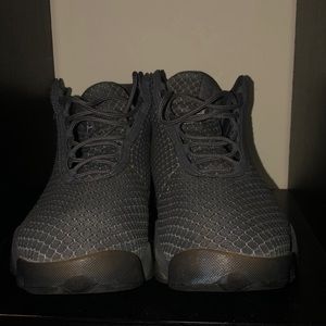 Grey Jordan Horizon 11.5